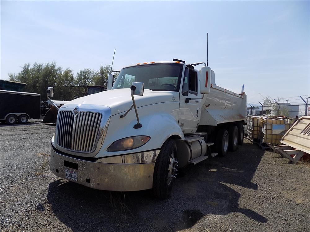 2010 Int'l Prostar Tri-Axle Dump Truck