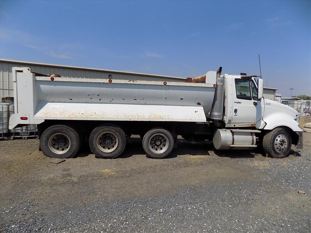 2010 Int'l Prostar Tri-Axle Dump Truck