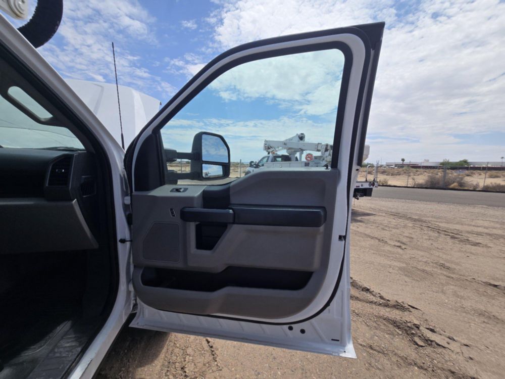 2022 Ford F-550 4x4 Altec AT-40G Bucket Truck