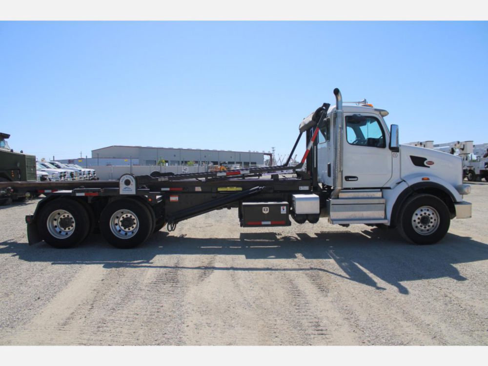 2024 Peterbilt 567 Spartan SRO-60 Roll-Off Truck