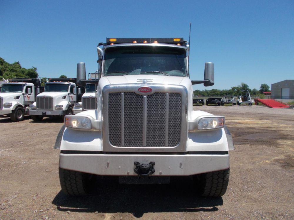 2026 Peterbilt 567 10x4 18' Load King Dump Truck