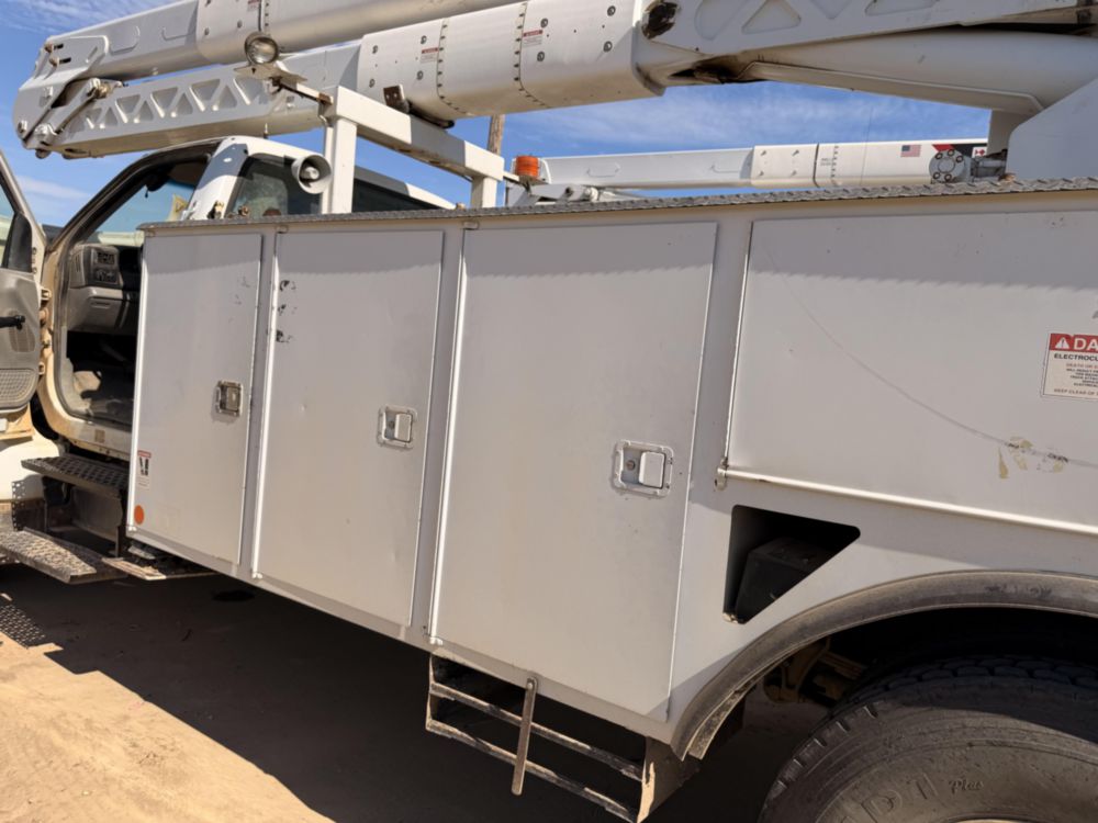 2007 Ford F-750 Terex HRX-55 Material Handler Bucket Truck