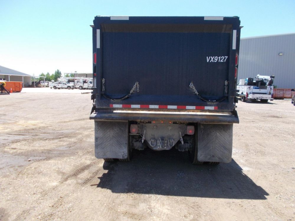 2026 Peterbilt 567 10x4 18' Load King Dump Truck