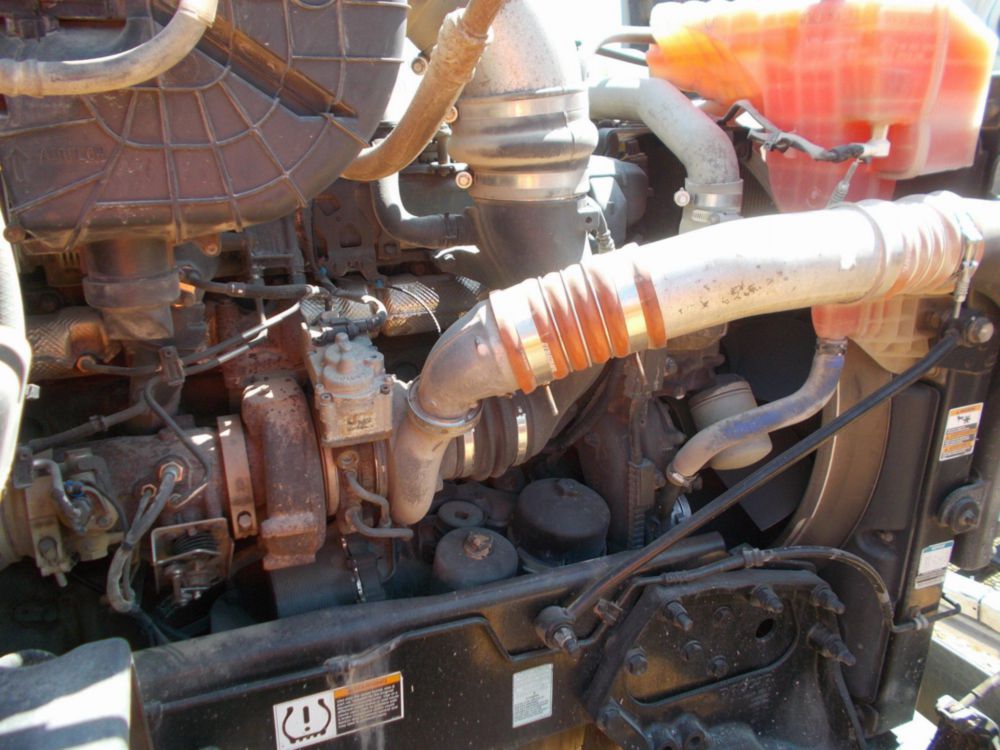 2020 Peterbilt 579 Tandem Axle Sleeper Truck