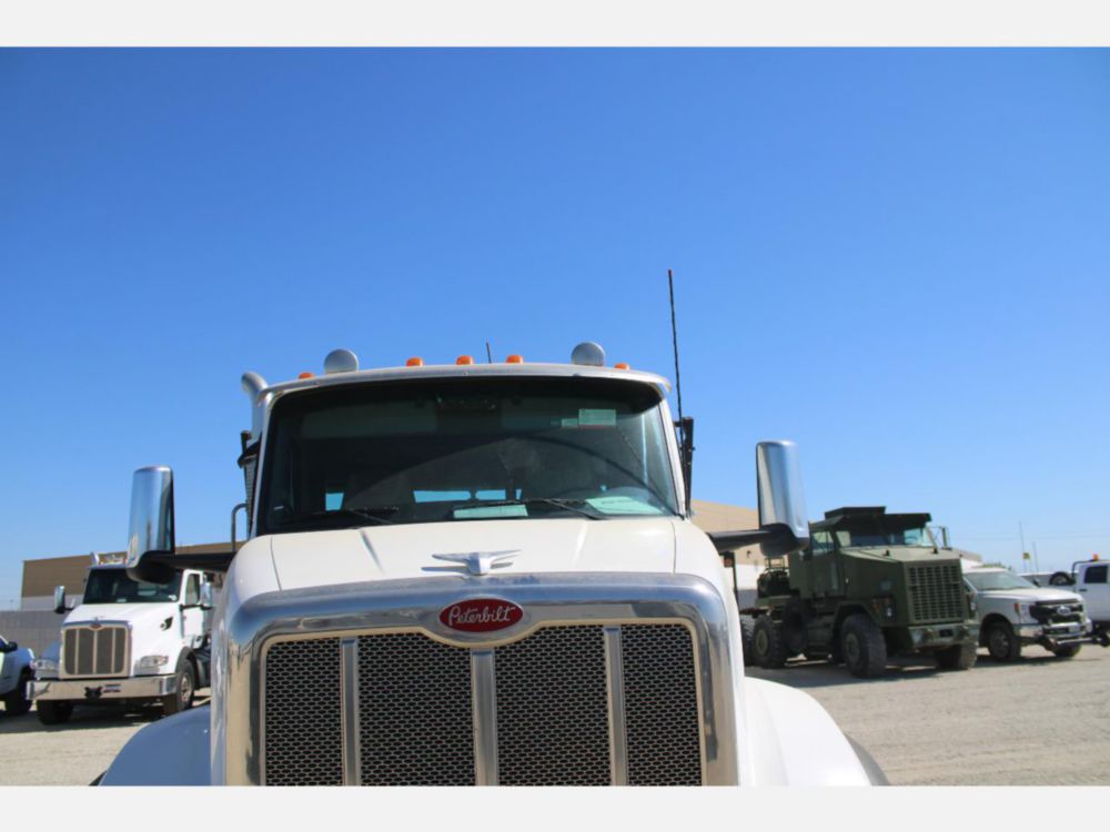 2024 Peterbilt 567 Spartan SRO-60 Roll-Off Truck