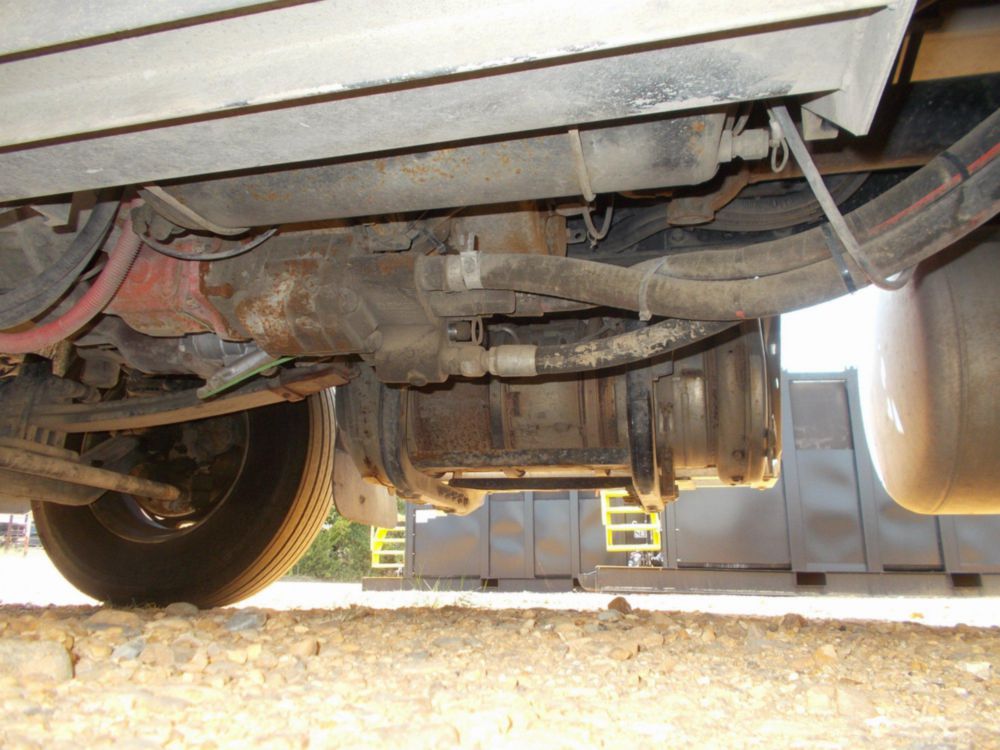 2020 Peterbilt 579 Tandem Axle Sleeper Truck