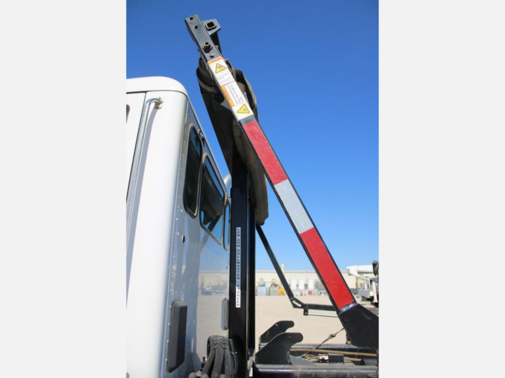 2024 Peterbilt 567 Spartan SRO-60 Roll-Off Truck