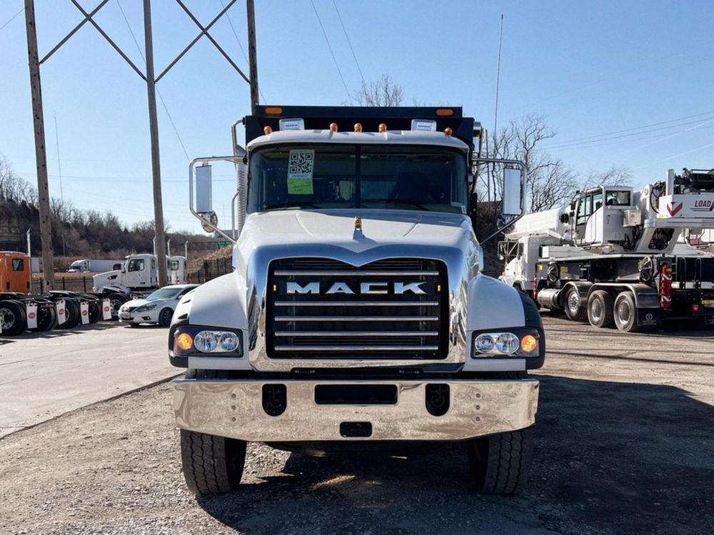 Mack GR104FR 10x4 Load King EXD18.0543-16HLE Dump Truck