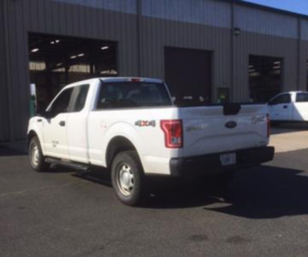 Extended Cab 3/4 ton AWD Gas 9,900 lbs Pickup Truck