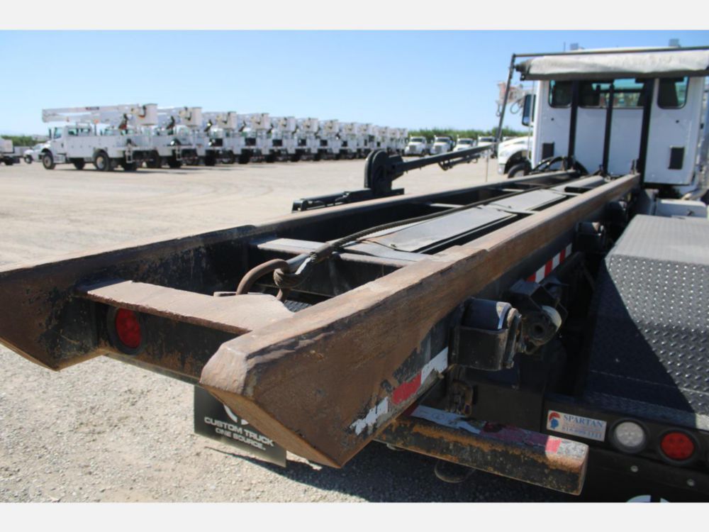 2024 Peterbilt 567 Spartan SRO-60 Roll-Off Truck