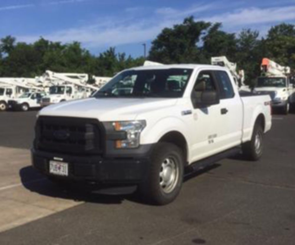 Extended Cab 3/4 ton AWD Gas 9,900 lbs Pickup Truck