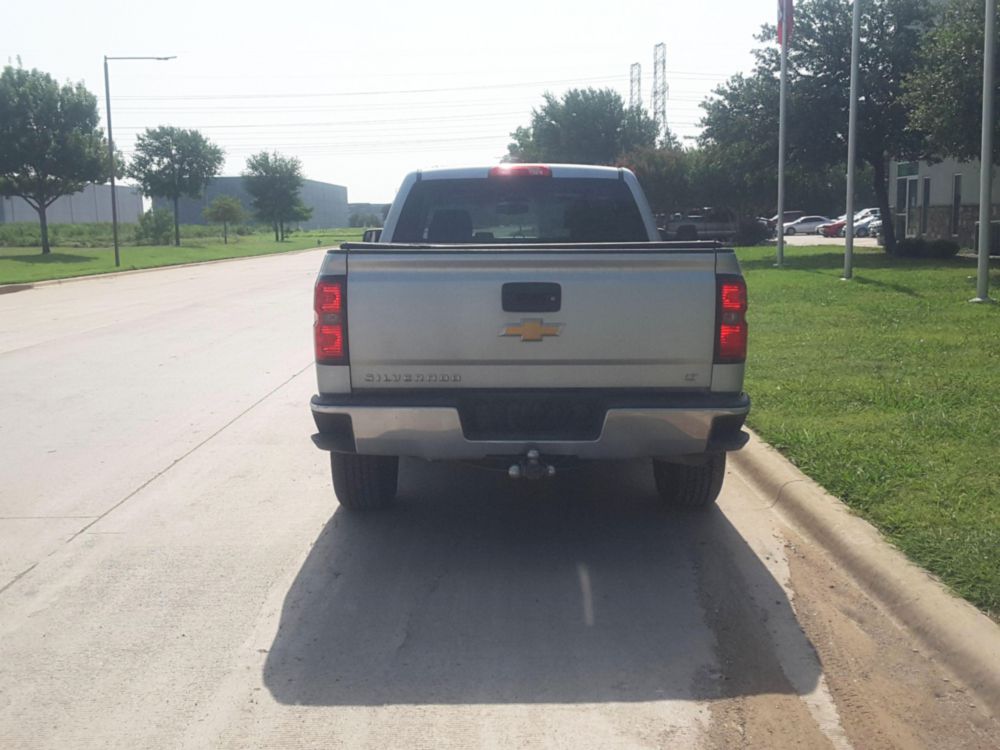 Extended Cab 1/2 ton AWD Gas 6,800 lbs Pickup Truck