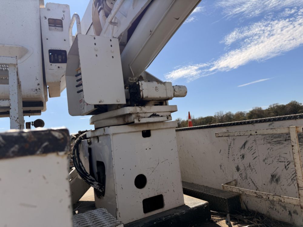 2007 Ford F-750 Terex HRX-55 Material Handler Bucket Truck