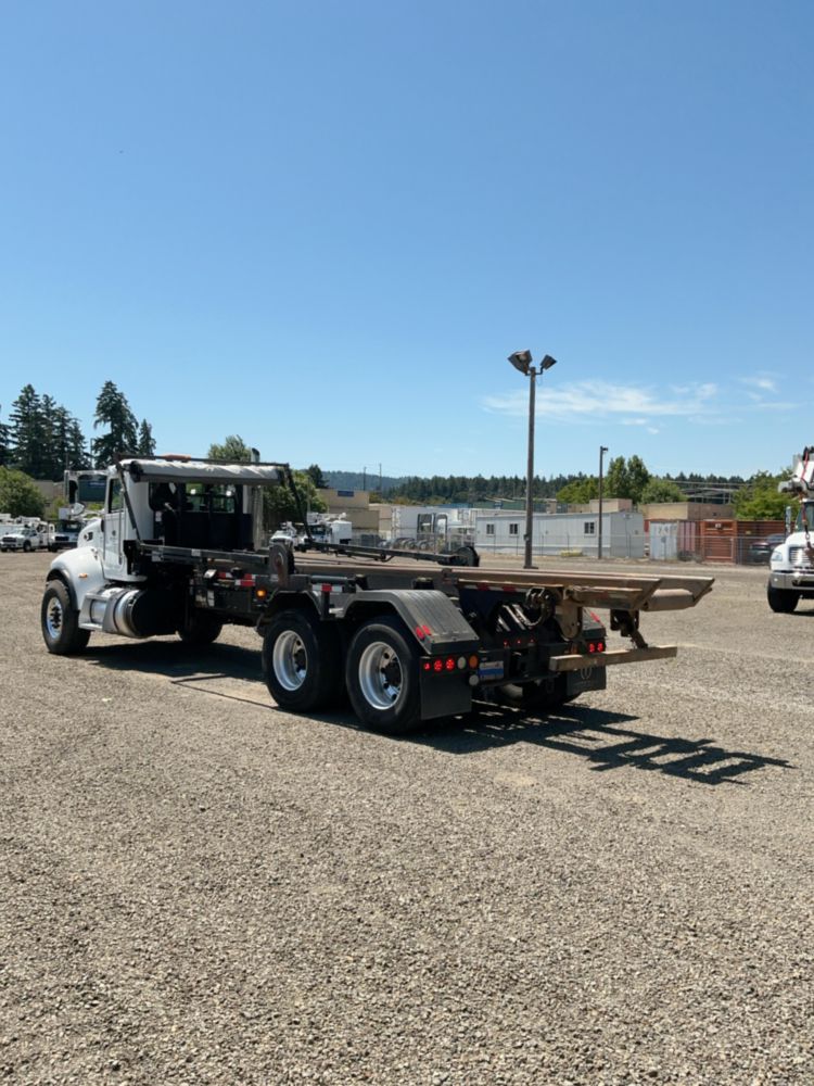 2021 Peterbilt 348 6x4 Galbreath AF-OR-174 Roll-Off Truck
