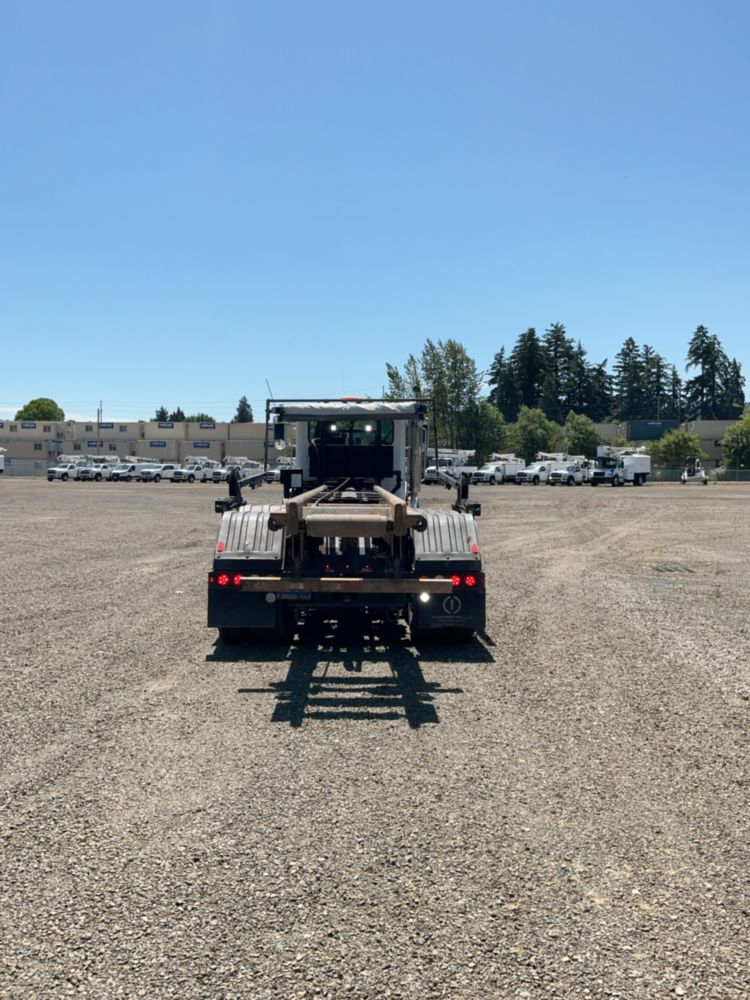 2021 Peterbilt 348 6x4 Galbreath AF-OR-174 Roll-Off Truck