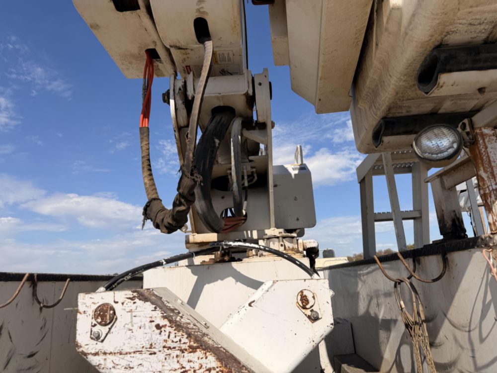 2007 Ford F-750 Terex HRX-55 Material Handler Bucket Truck