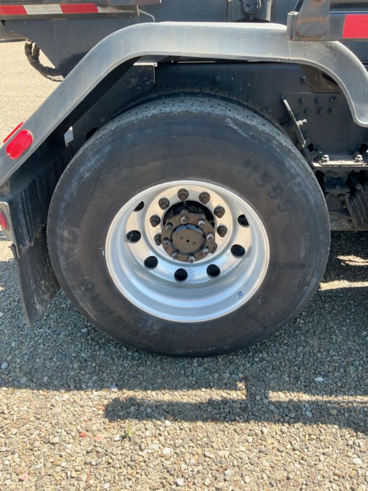 2021 Peterbilt 348 6x4 Galbreath AF-OR-174 Roll-Off Truck