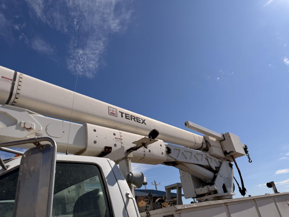 2007 Ford F-750 Terex HRX-55 Material Handler Bucket Truck
