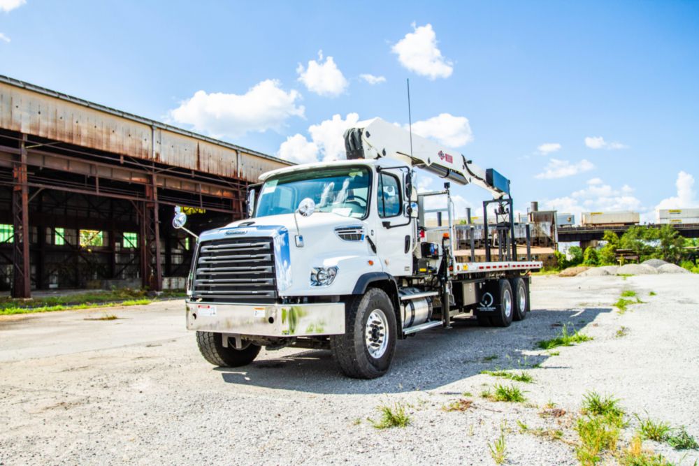 71.4 ft 5,700 lbs 420 degrees Material Handler Drywall Crane