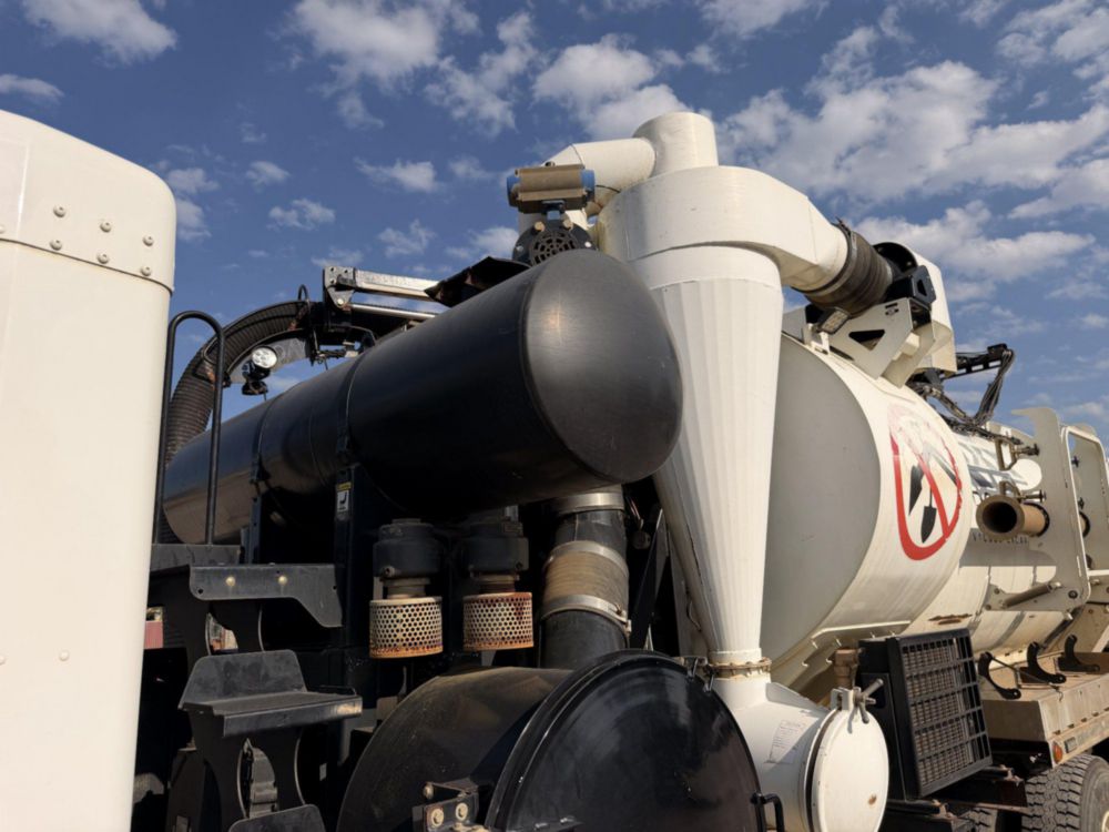 2018 Kenworth T-300 Vactor Prodigy HXX-Prodigy Vacuum Excavator Truck
