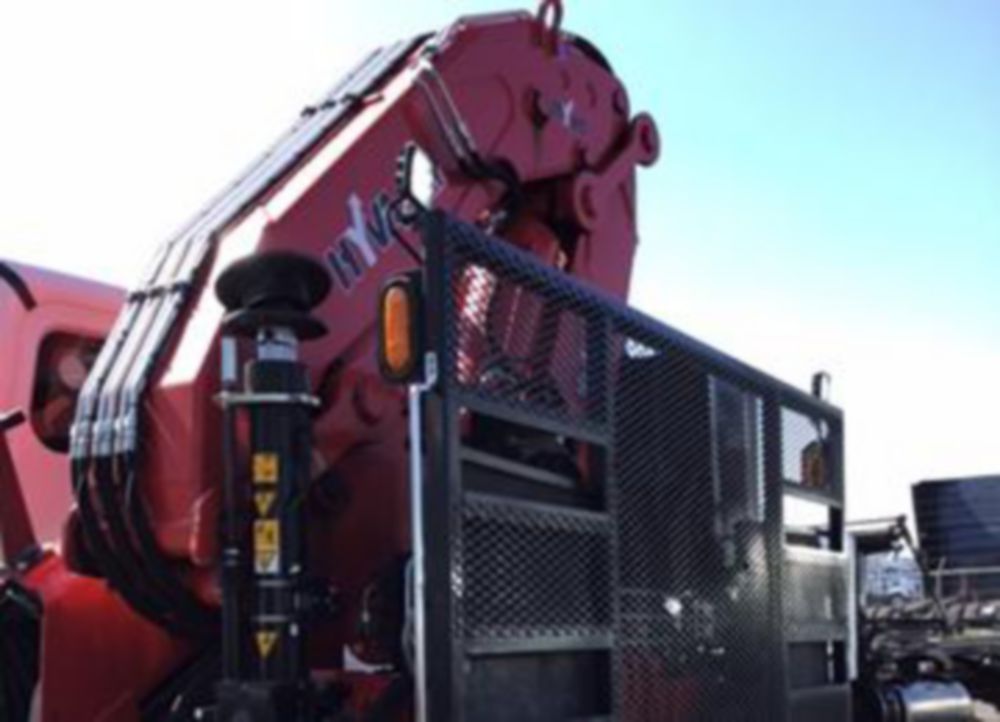 62,831 lbs Behind Cab Mount Knuckle Boom