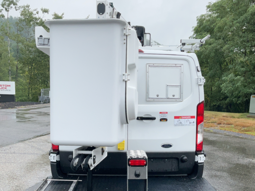 2024 Ford TRANSIT T350 4x2 Load King LK31NE Bucket Truck