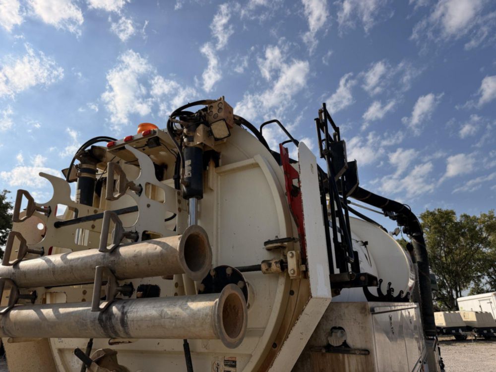 2018 Kenworth T-300 Vactor Prodigy HXX-Prodigy Vacuum Excavator Truck