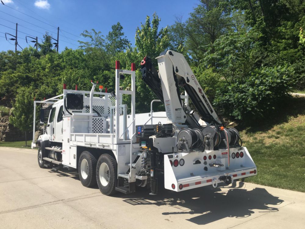 11,640 lbs Rear Mount Knuckle Boom