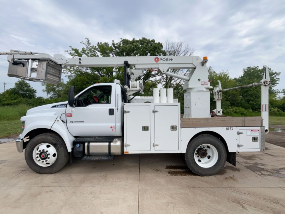 2023 Ford F750 4x2 POSI+ 800-40 Cable Placer