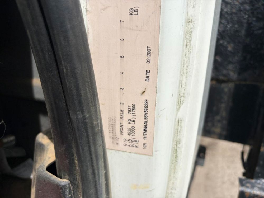 2008 Int'l 4300 Stake Bed Truck W/ Liftgate