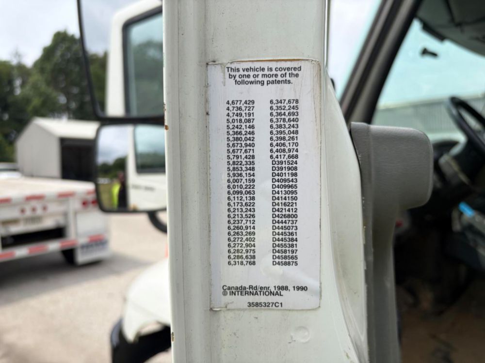2008 Int'l 4300 Stake Bed Truck W/ Liftgate