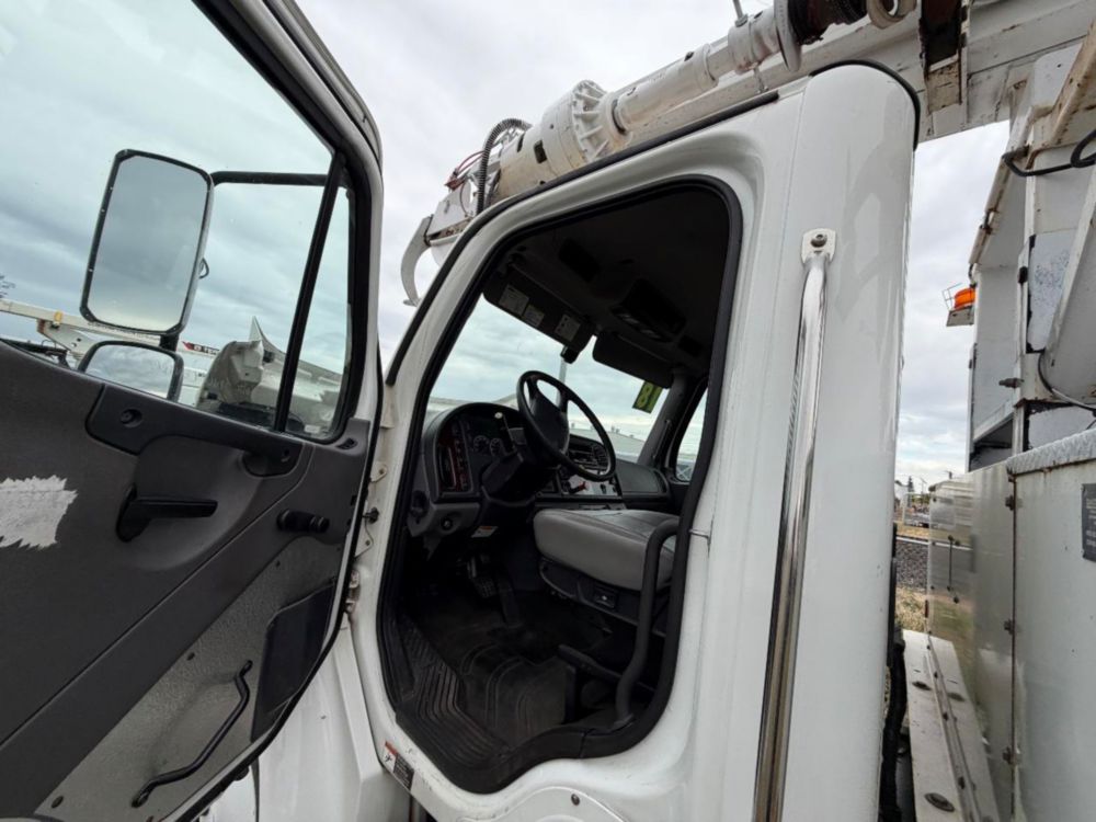 2018 Freightliner M2 4x2 Terex Commander 4047 Digger Derrick Truck