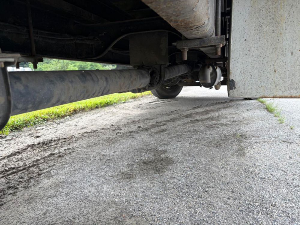 2008 Int'l 4300 Stake Bed Truck W/ Liftgate