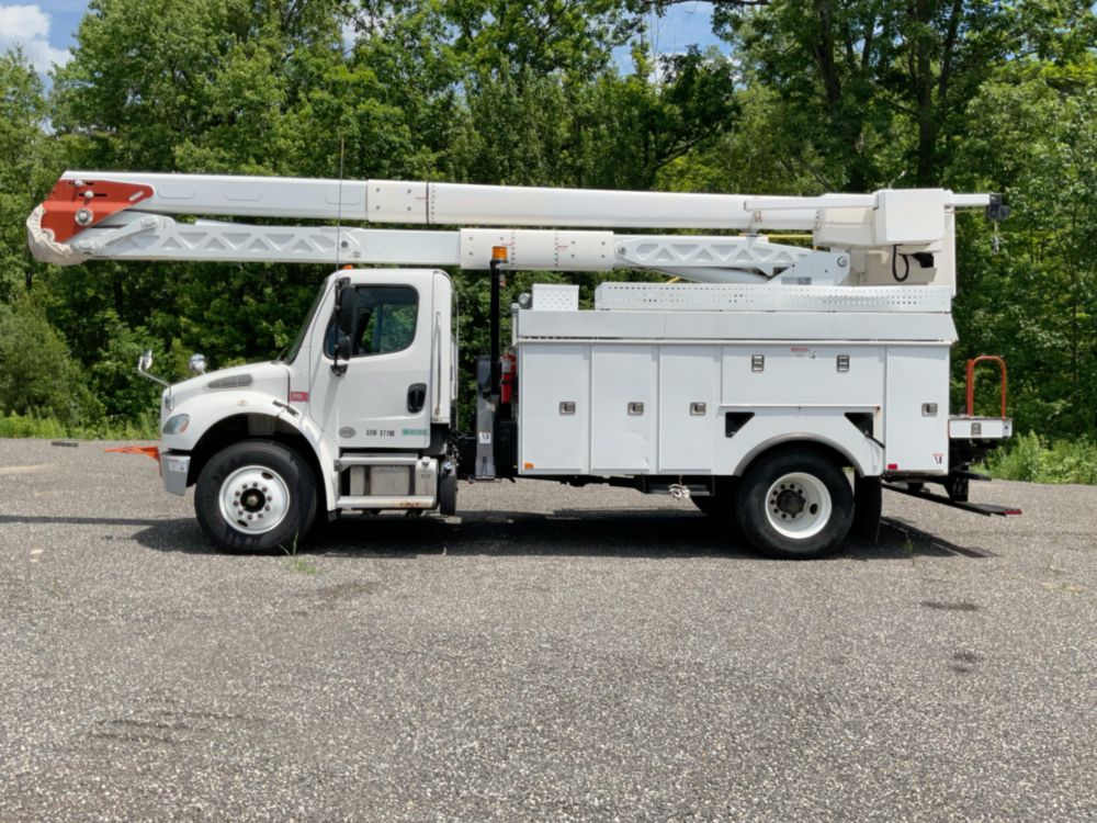 2019 Freightliner M2106 4x2 Terex HRX60 Bucket Truck