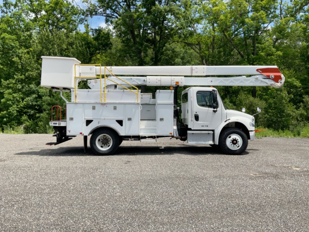 2019 Freightliner M2106 4x2 Terex HRX60 Bucket Truck