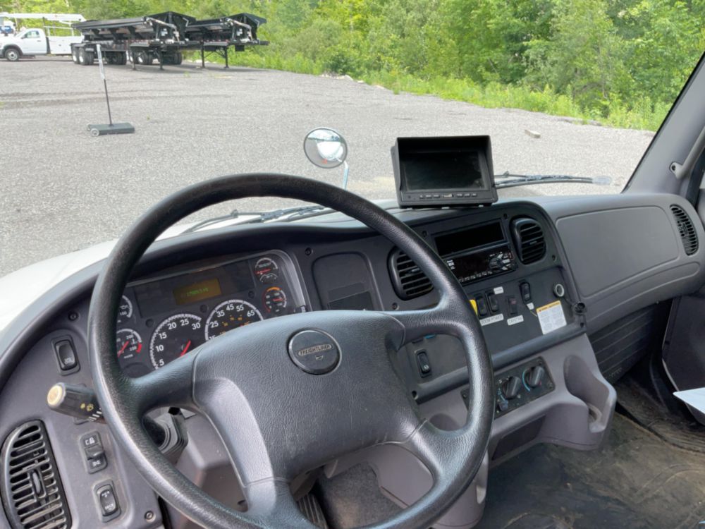 2019 Freightliner M2106 4x2 Terex HRX60 Bucket Truck