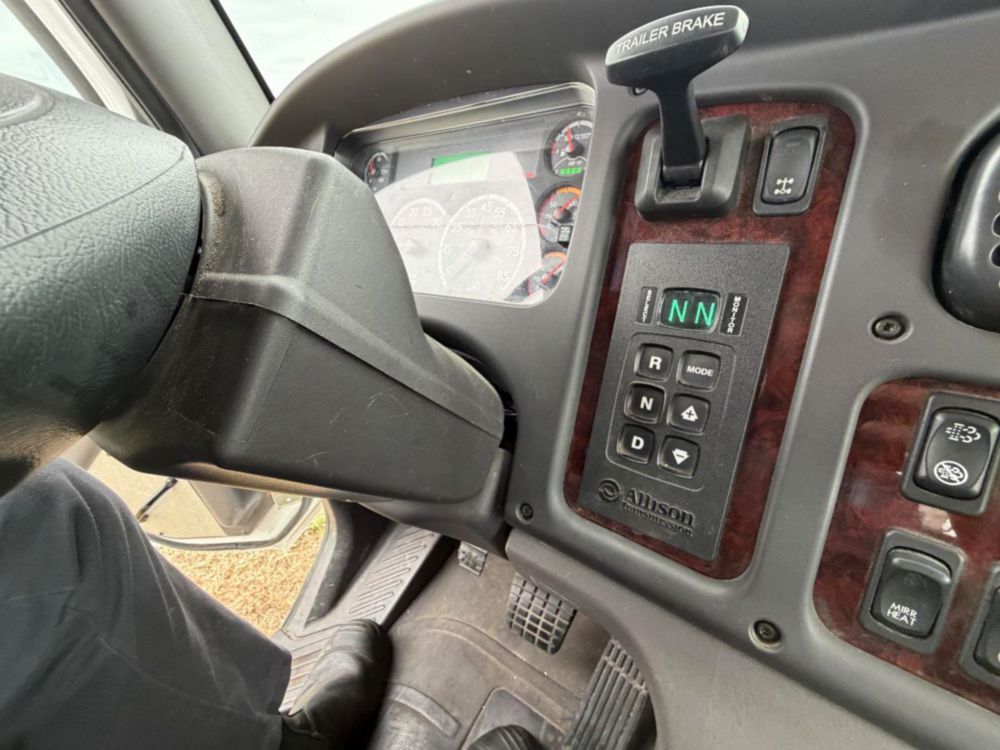 2018 Freightliner M2 4x2 Terex Commander 4047 Digger Derrick Truck