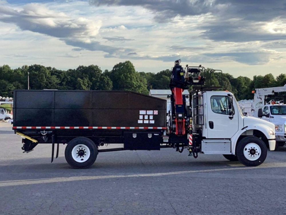 2025 Freightliner M2106 4x2 Fassi F145AZ.0.22 Grapple Truck