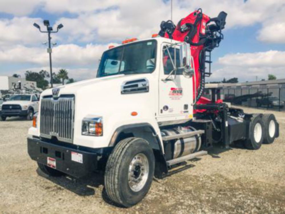 15,100 lbs 385 Degrees Continuous Knuckle Boom W/O Magnet Grapple