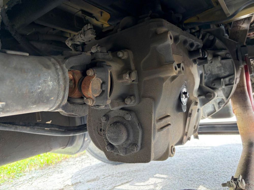 2008 Int'l 4300 Stake Bed Truck W/ Liftgate