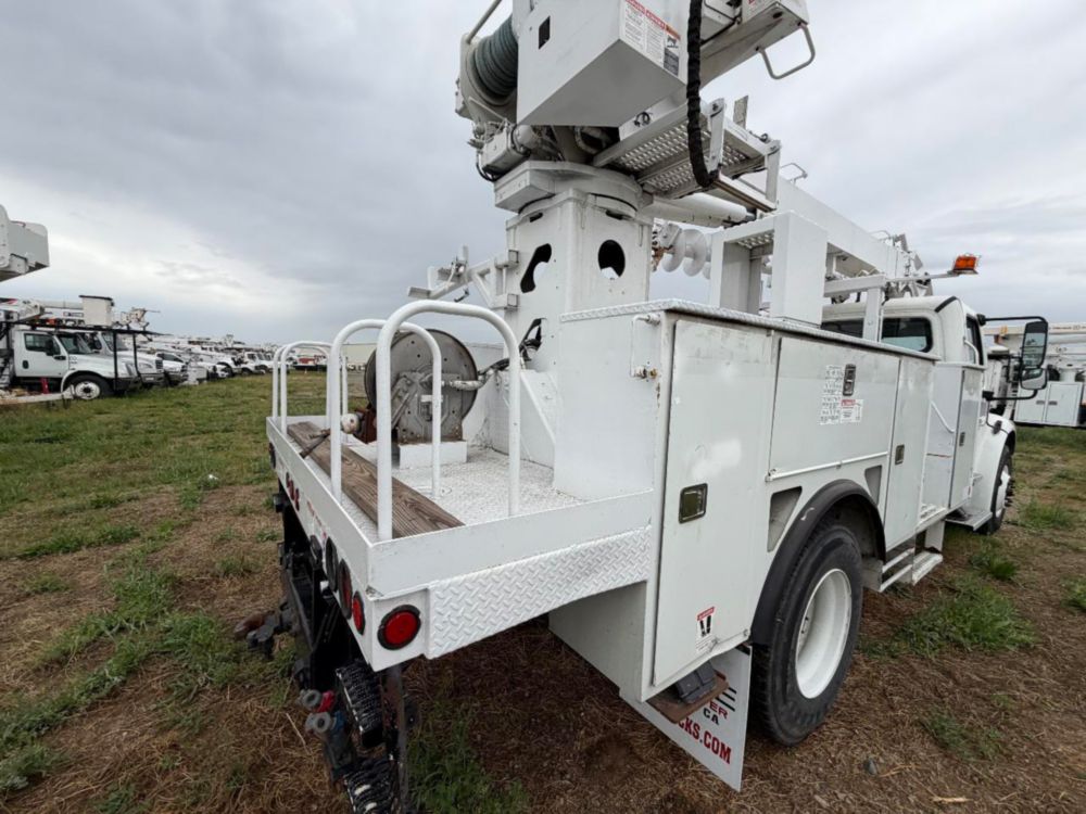 2018 Freightliner M2 4x2 Terex Commander 4047 Digger Derrick Truck
