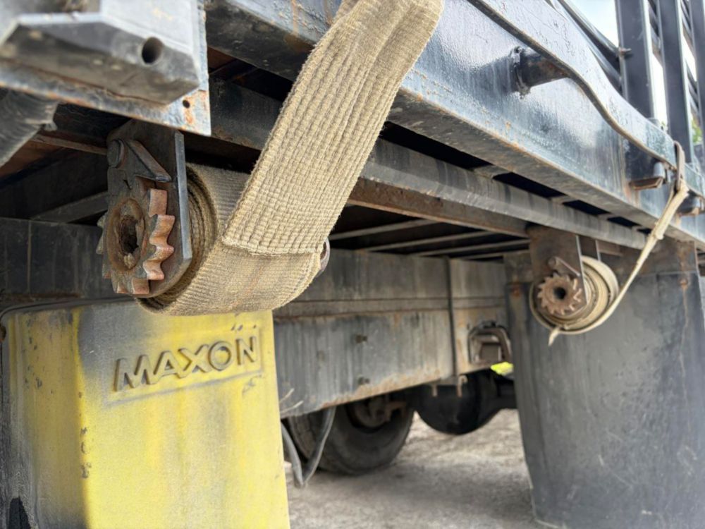 2008 Int'l 4300 Stake Bed Truck W/ Liftgate