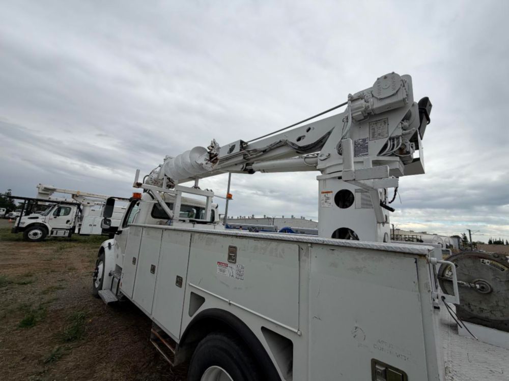 2018 Freightliner M2 4x2 Terex Commander 4047 Digger Derrick Truck