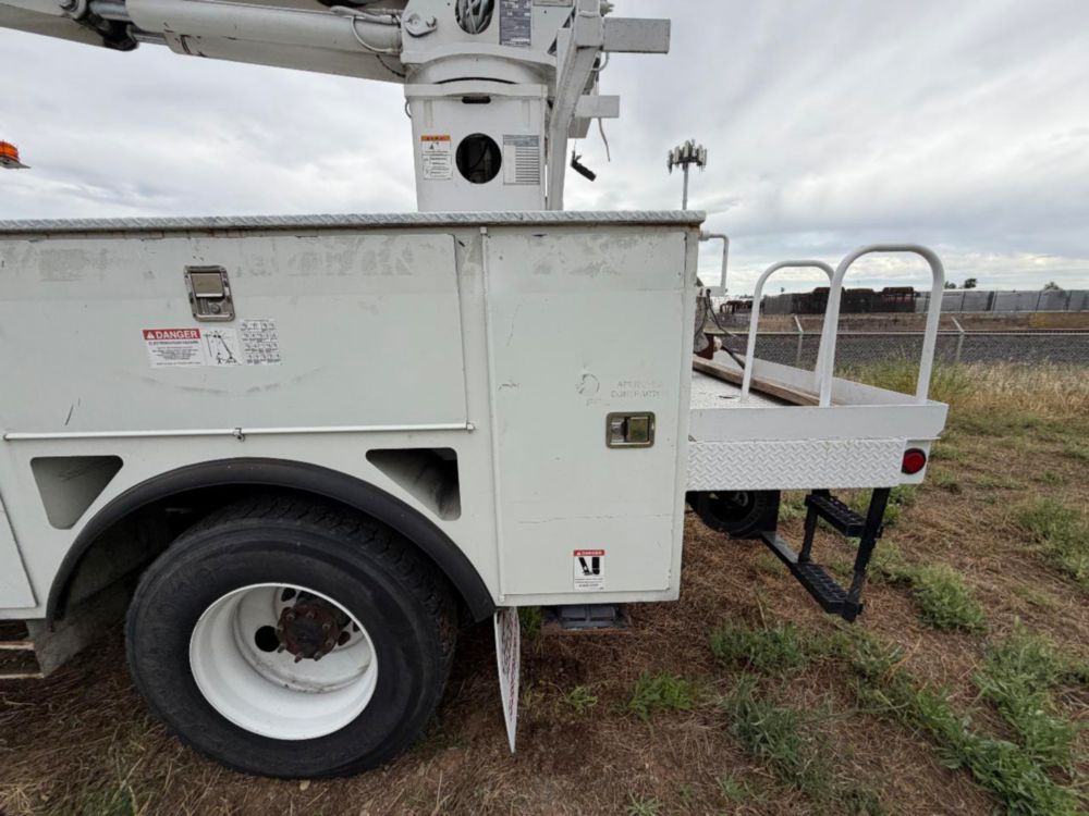2018 Freightliner M2 4x2 Terex Commander 4047 Digger Derrick Truck
