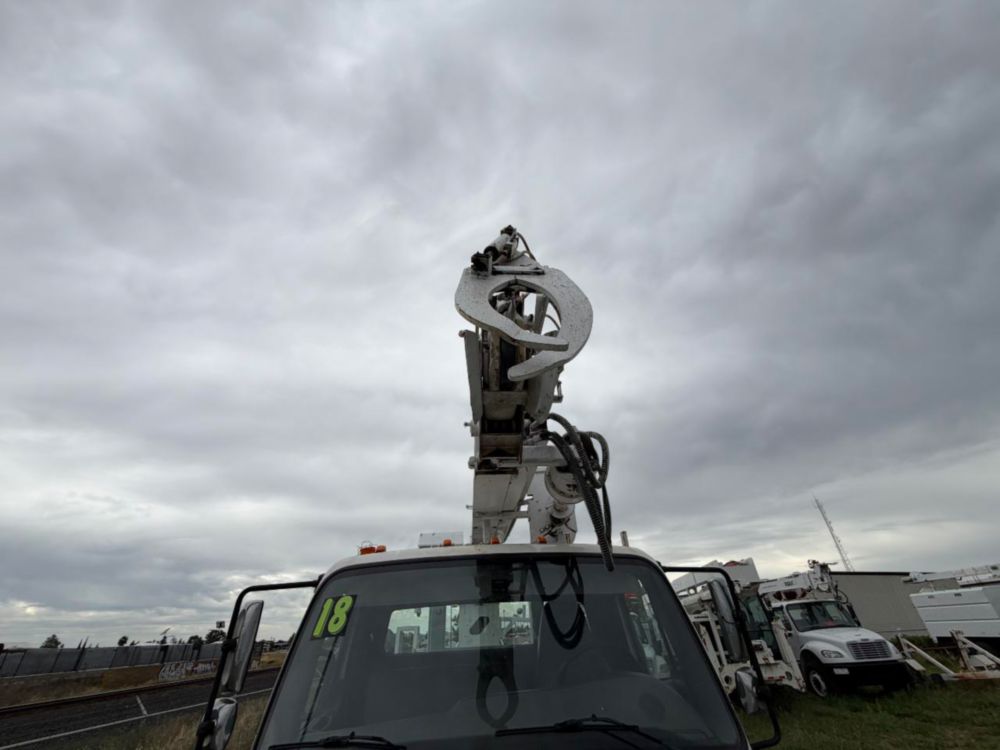 2018 Freightliner M2 4x2 Terex Commander 4047 Digger Derrick Truck