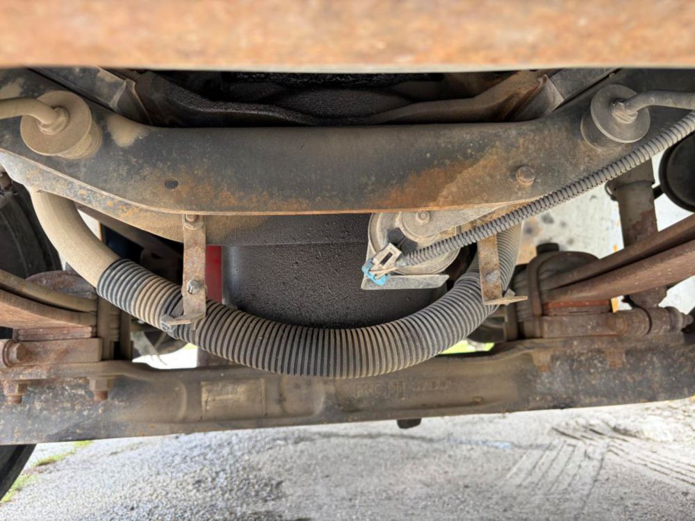 2008 Int'l 4300 Stake Bed Truck W/ Liftgate
