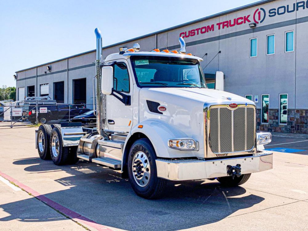 Tandem Axle Diesel Highway Tractor