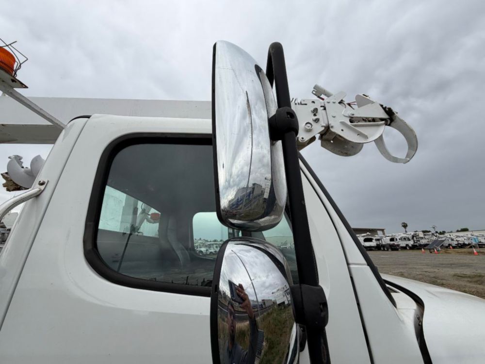 2018 Freightliner M2 4x2 Terex Commander 4047 Digger Derrick Truck