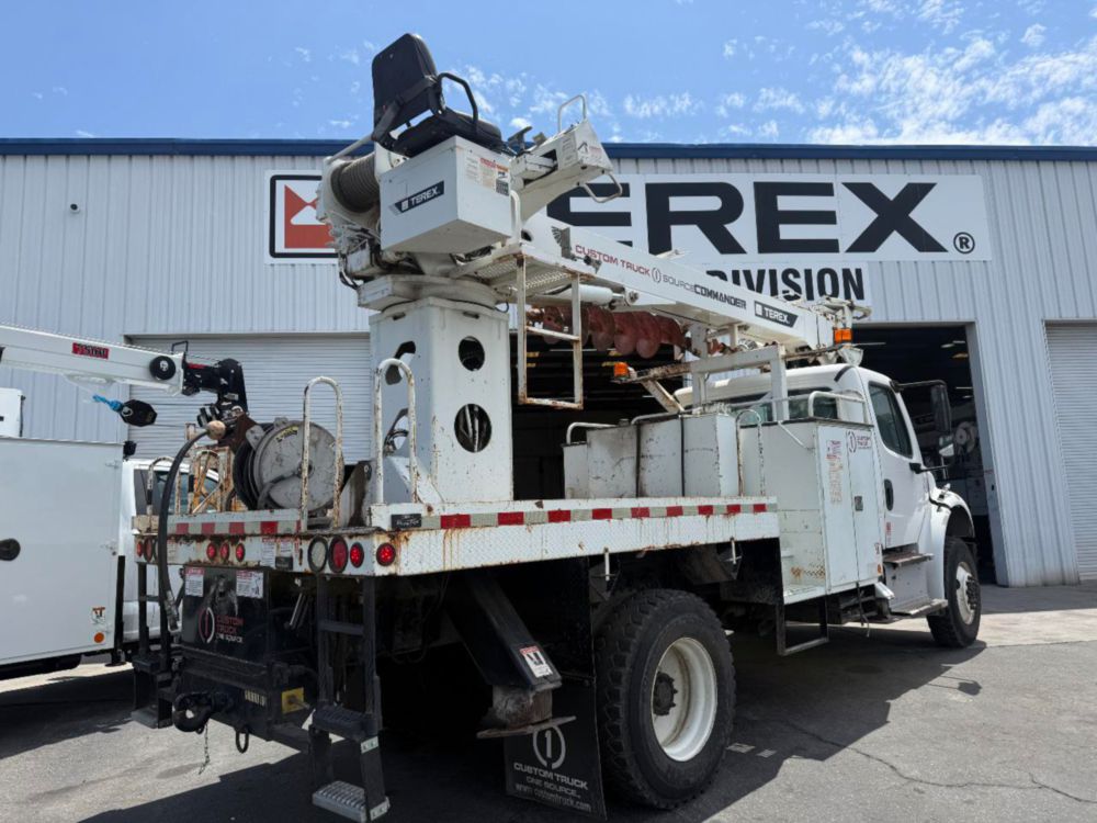 2015 Freightliner M2 4x4 Terex Commander 4047 Digger Derrick Truck