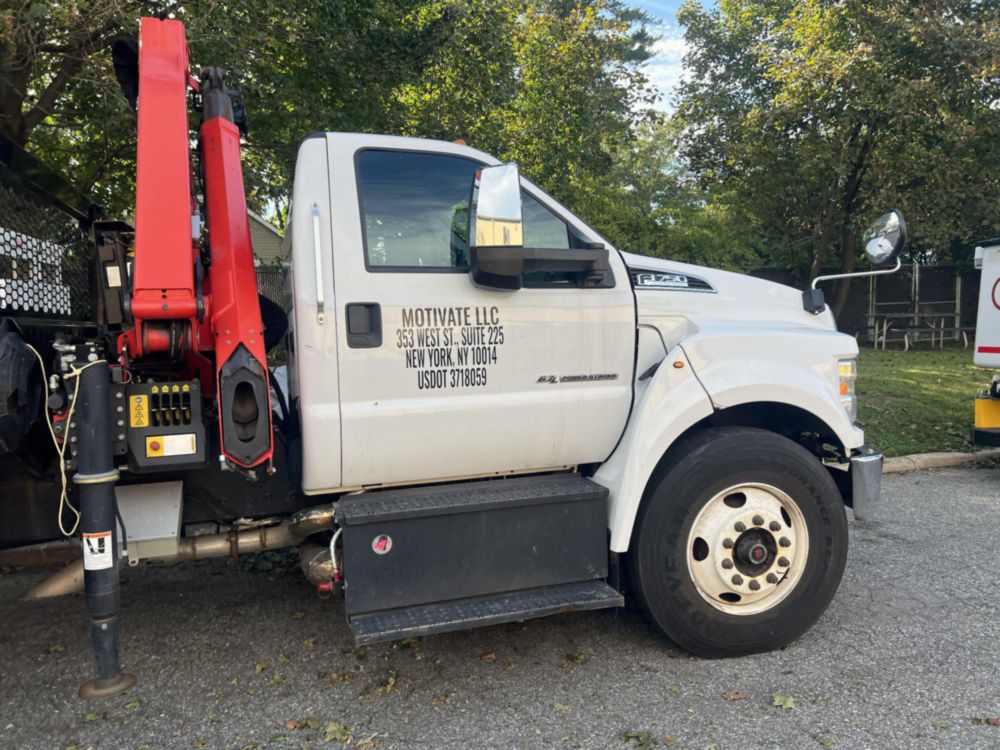 2019 Ford F-750 4x2 Flat Bed Knuckleboom Truck 